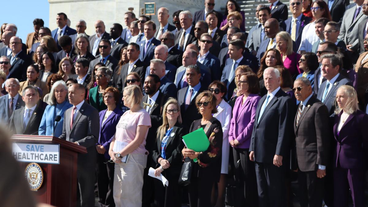 Rep. Thompson at Democratic Caucus "Save Health Care" Press Conference